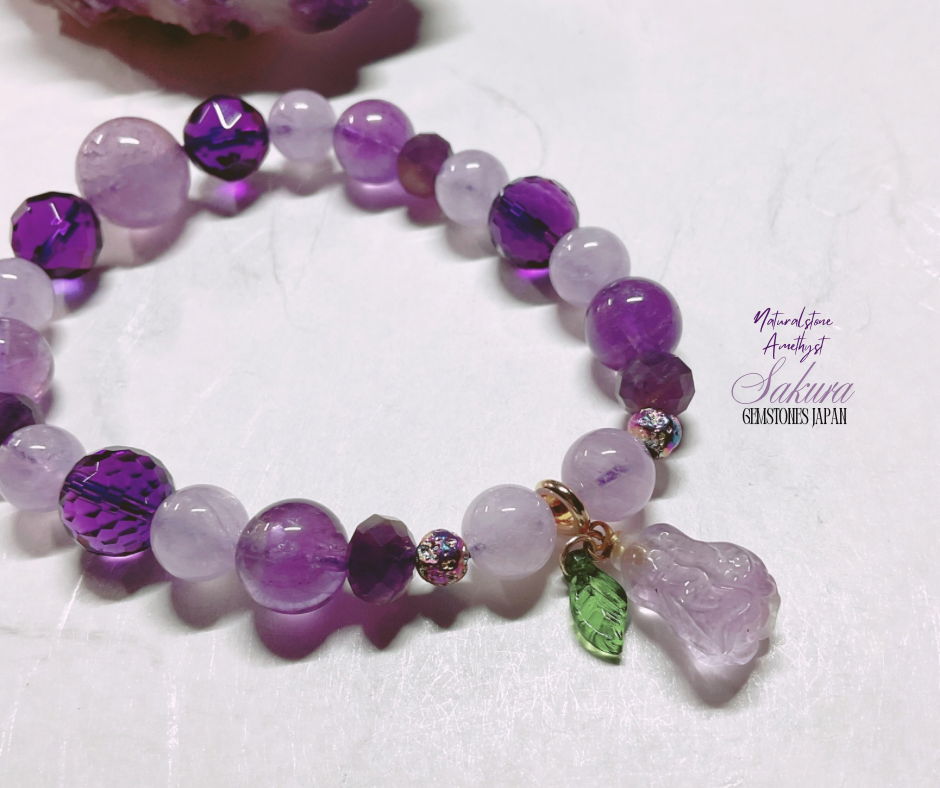 Amethyst & Lavender Amethyst Bracelet ( desabure by: im sakura )