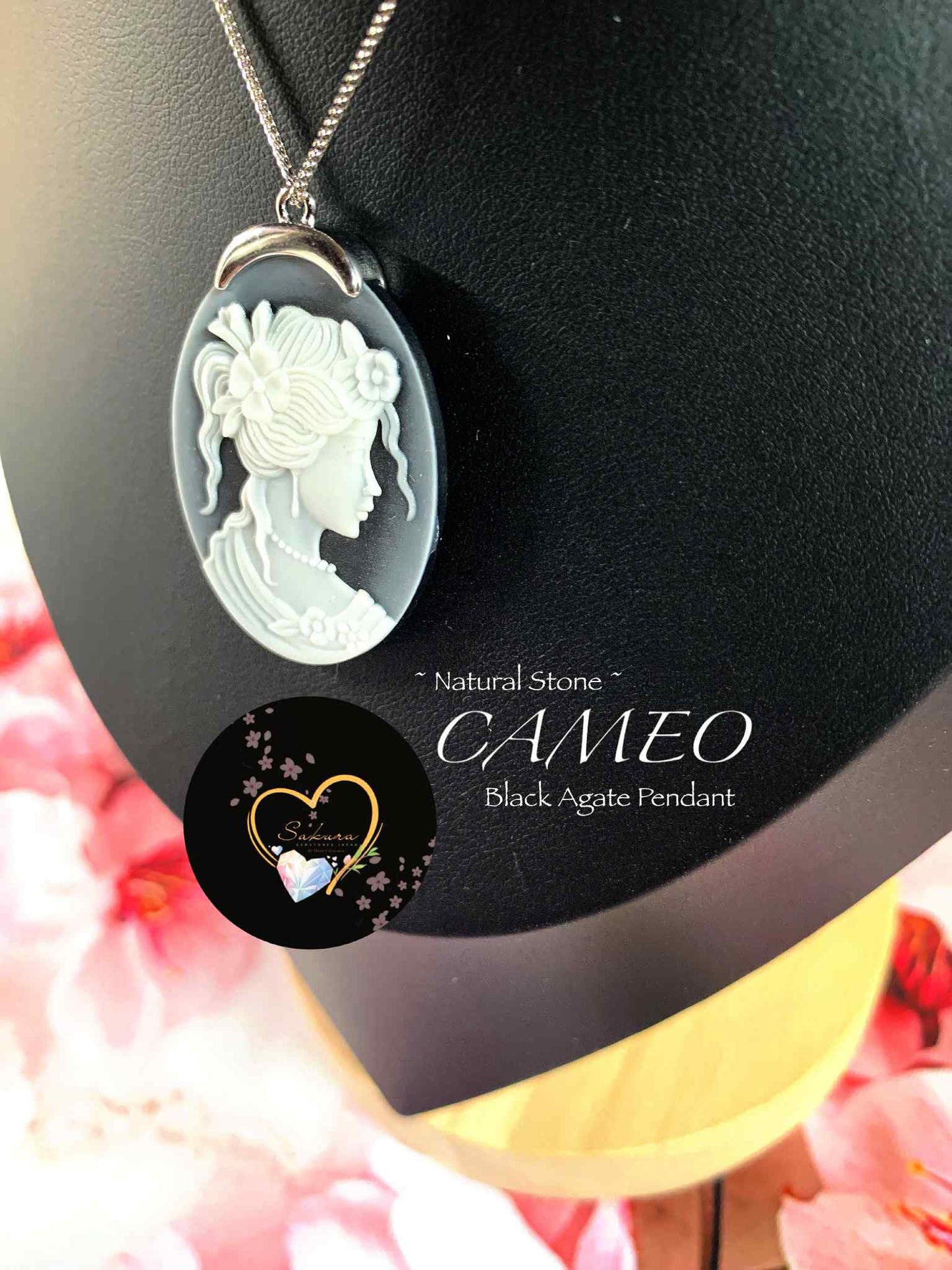 HAND ENGRAVED Natural STONE Natural Agate CAMEO Black Agate Pendant fr: Italia 🇮🇹