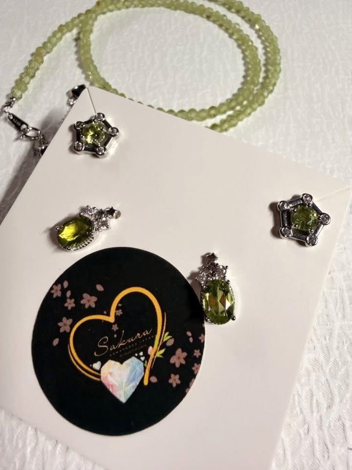 s925 Sterling Silver Peridot earrings and necklace set