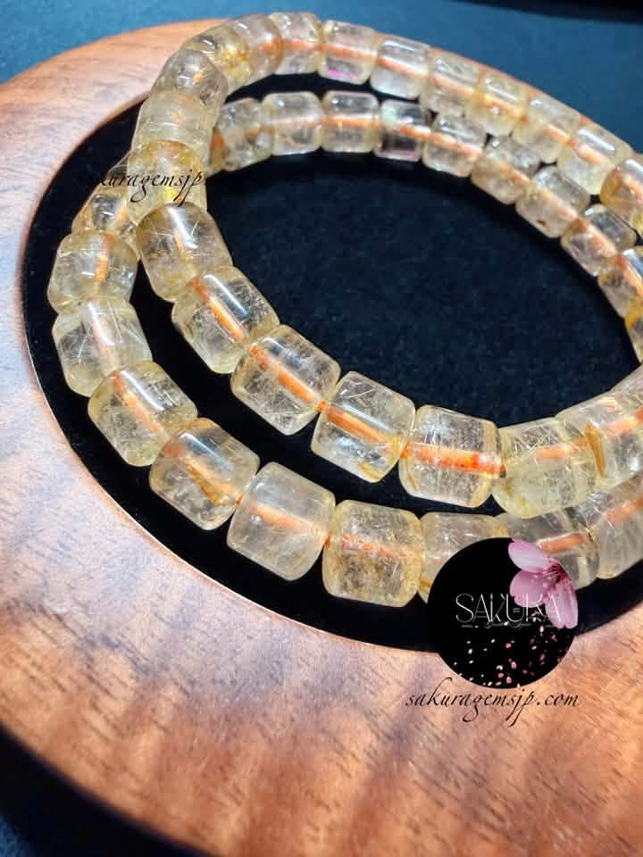 Golden Rutilated in Quartz Bracelet