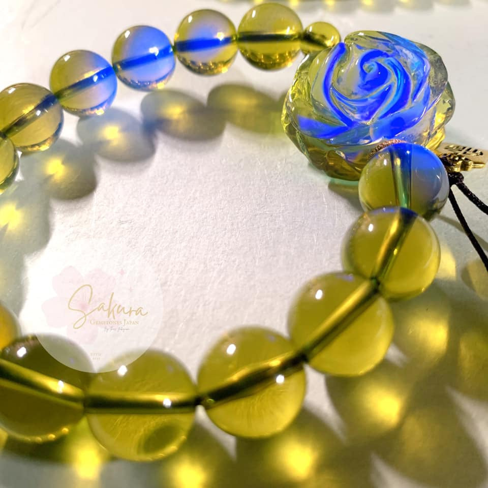 DESABURE by: imsakura 
BLUE AMBER Rose Bracelet