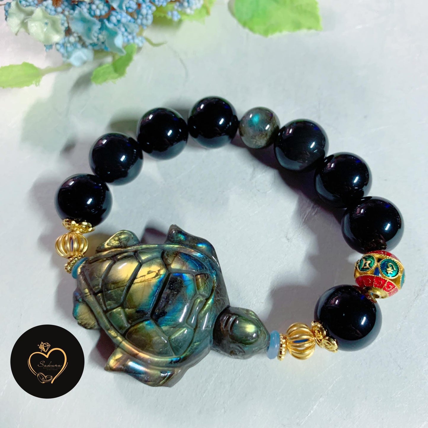 LABRADORITE ( hand carvings turtle 🐢 )
x Rainbow Obsidian Bracelet