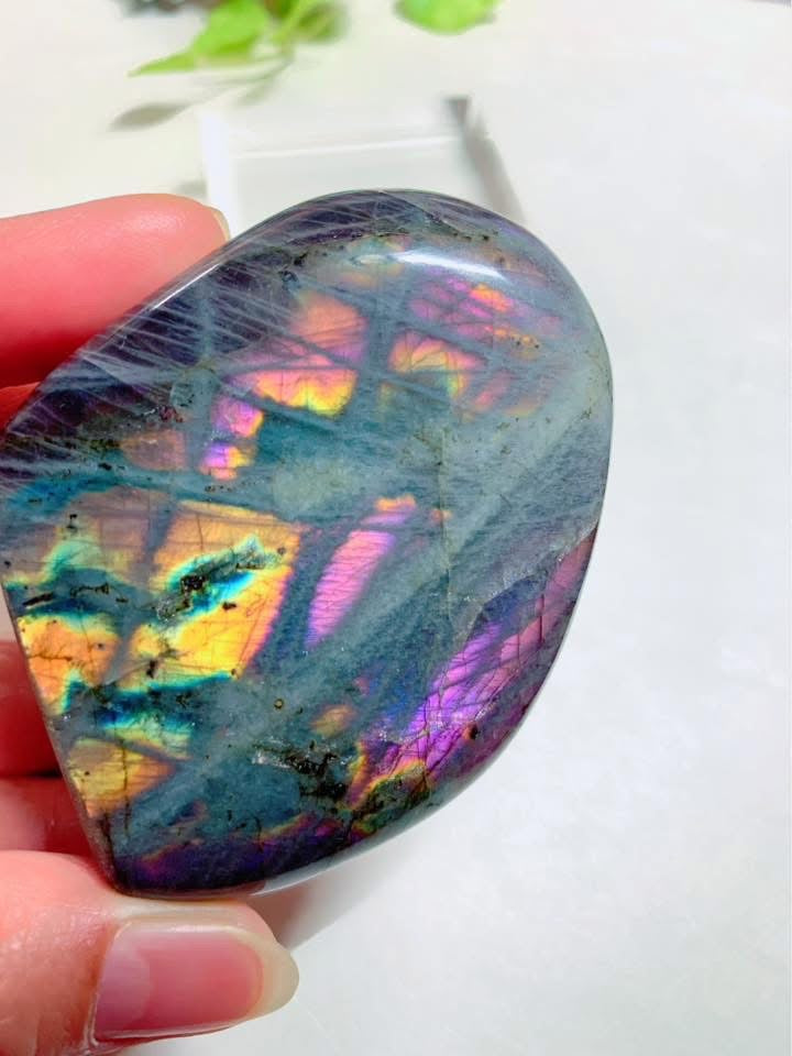 Labradorite FREE FORM