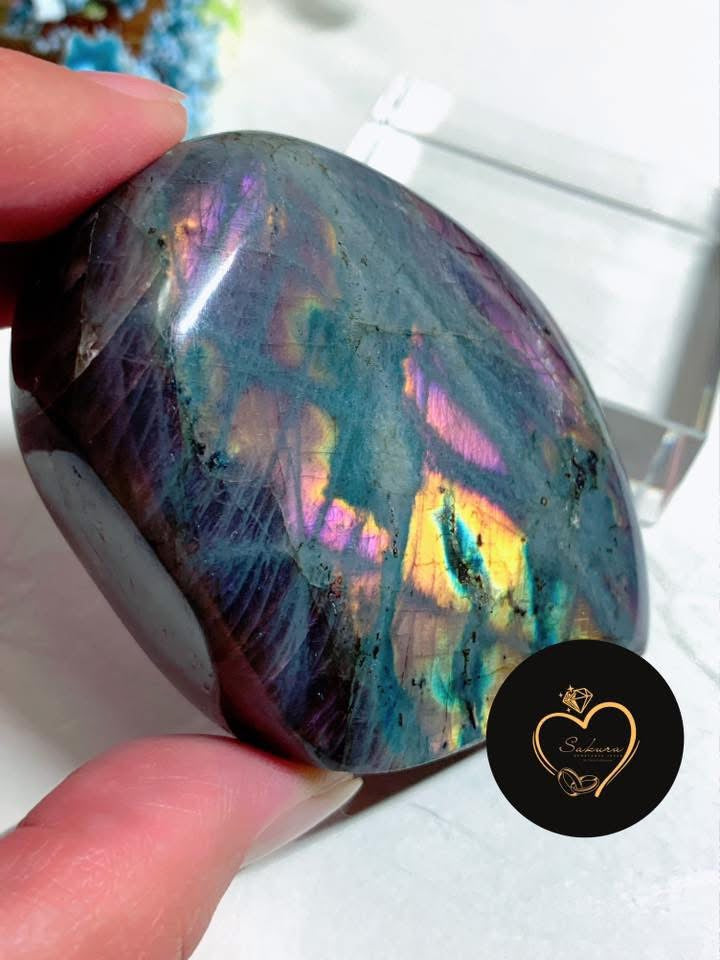 Labradorite FREE FORM