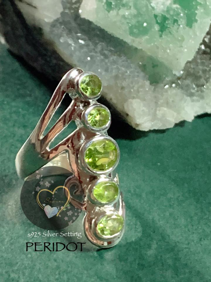 Natural Statement PERIDOT Ring ( Birthstone August ~ Leo ♌️ & Virgo ♍️ )