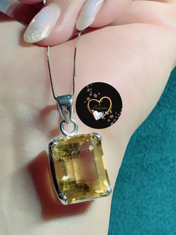 Natural Citrine Emerald-cut Pendant s925 Silver