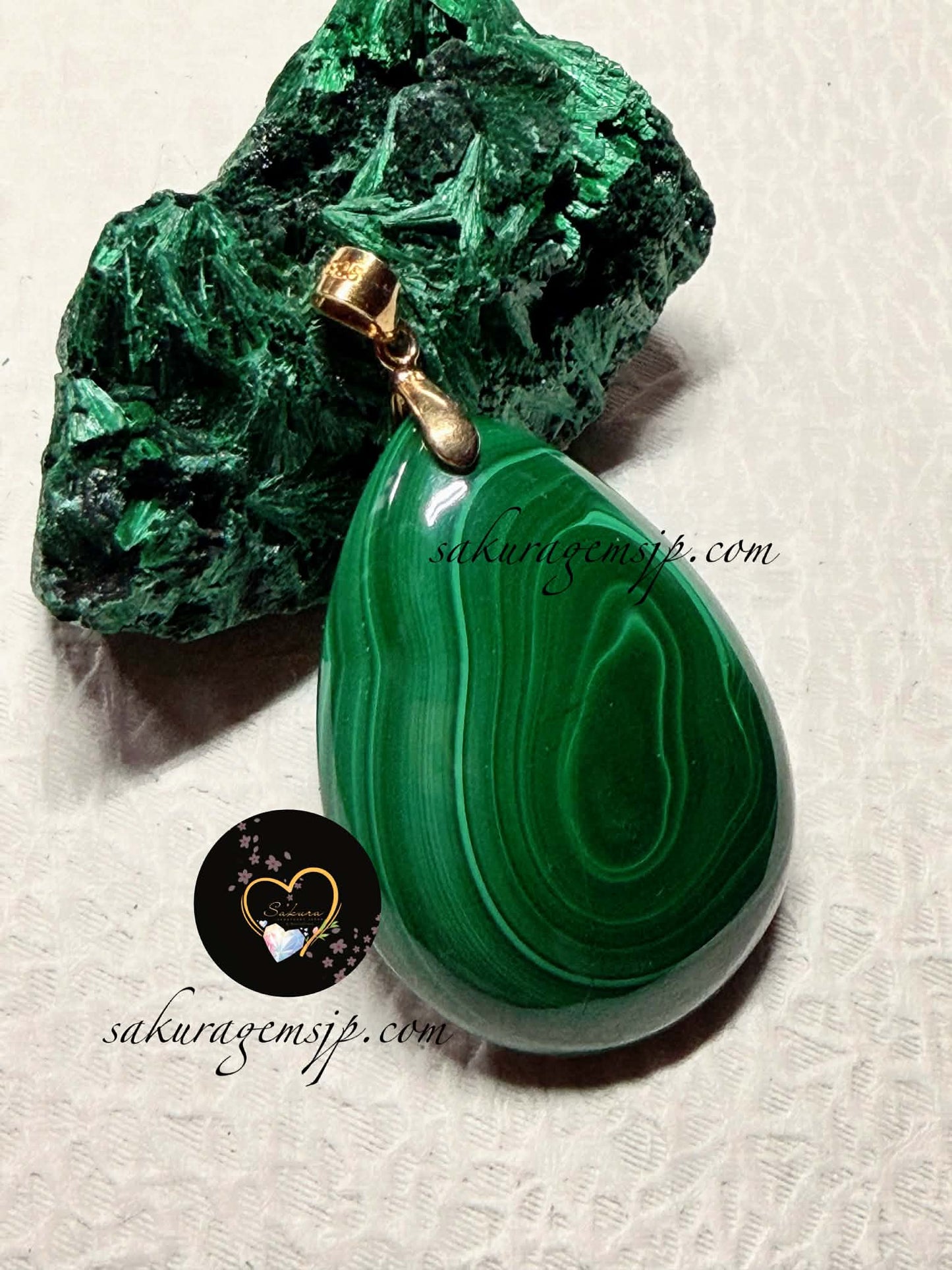 Natural Stone Malachite DROP Pendant (s925 Silver)