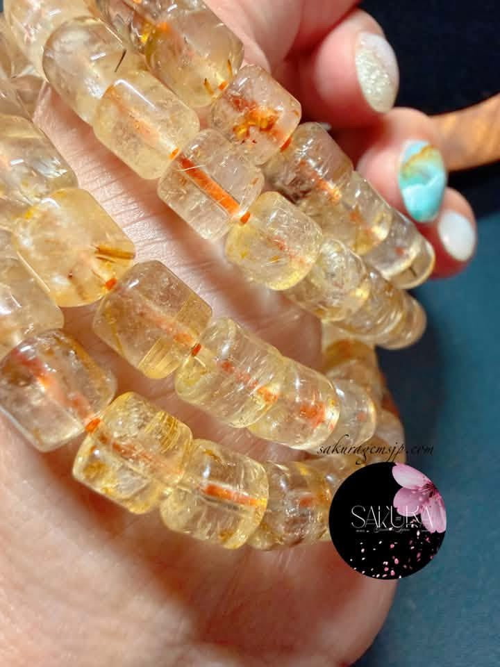 Golden Rutilated in Quartz Bracelet