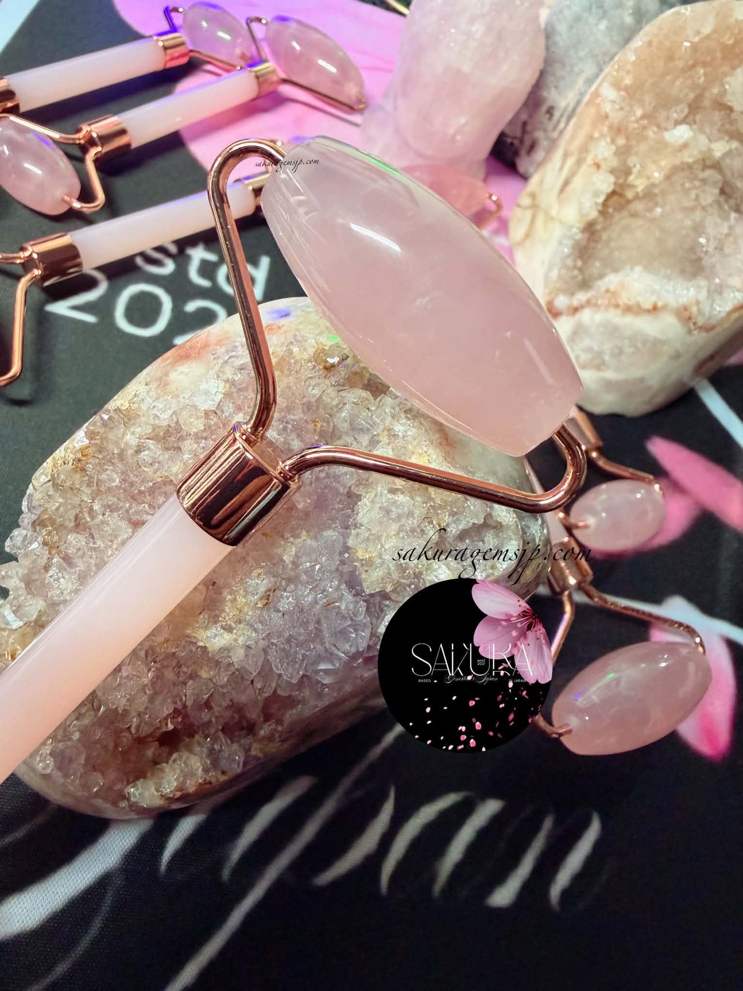 Premium Grade Rose Quartz ~face roller~