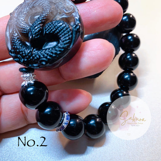 12mm. Round Beads SMOKY QUARTZ Snake carving w/ BLACK ONYX Bracelet